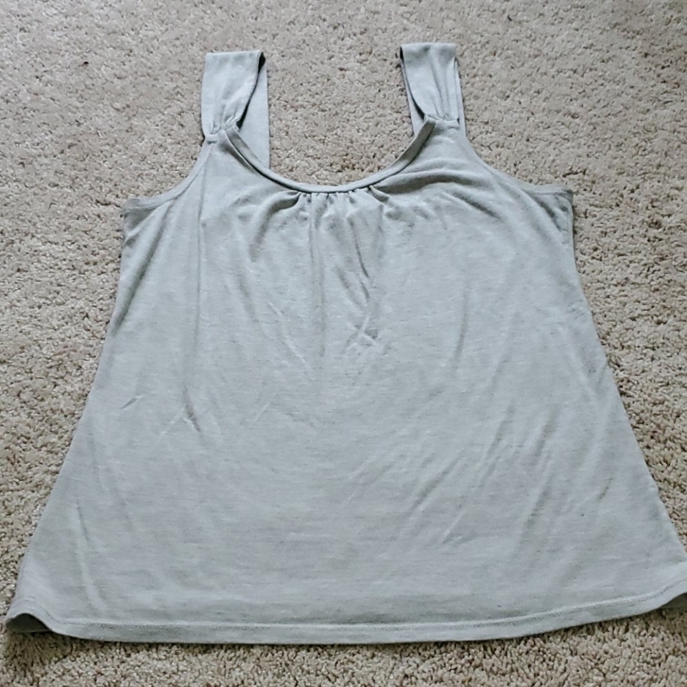 💚💚 old navy tank top